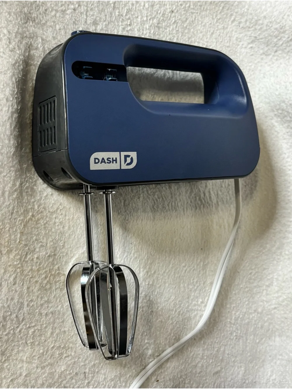 Ash Hand Mixer in Navy Blue and Black